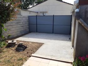 Cour et clôture avant-aprés (2)